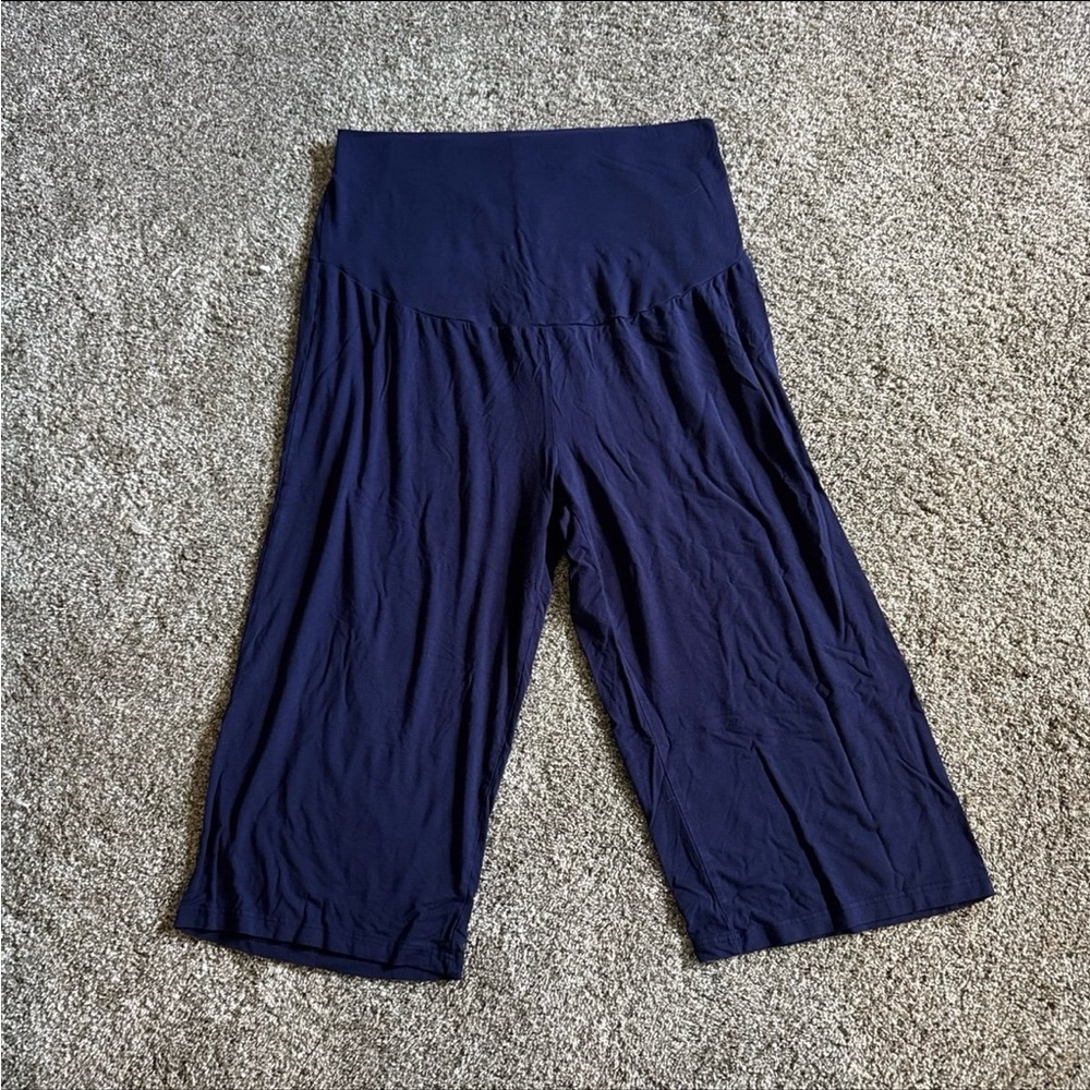 Maternity Navy Women's Capris